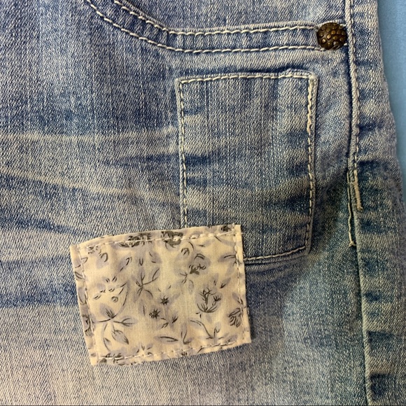 S.O.- Denim Shorts w/Patches size 15 - Picture 5 of 12